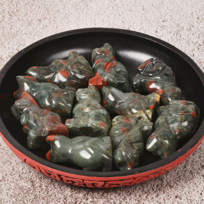 Justinstones African Bloodstone Cat Guardian Statue Home Decor Reiki Chakra Healing Crystal Desk Gemstone Decoration Stone Crafts Gemstone Collectible Gift 2 inch