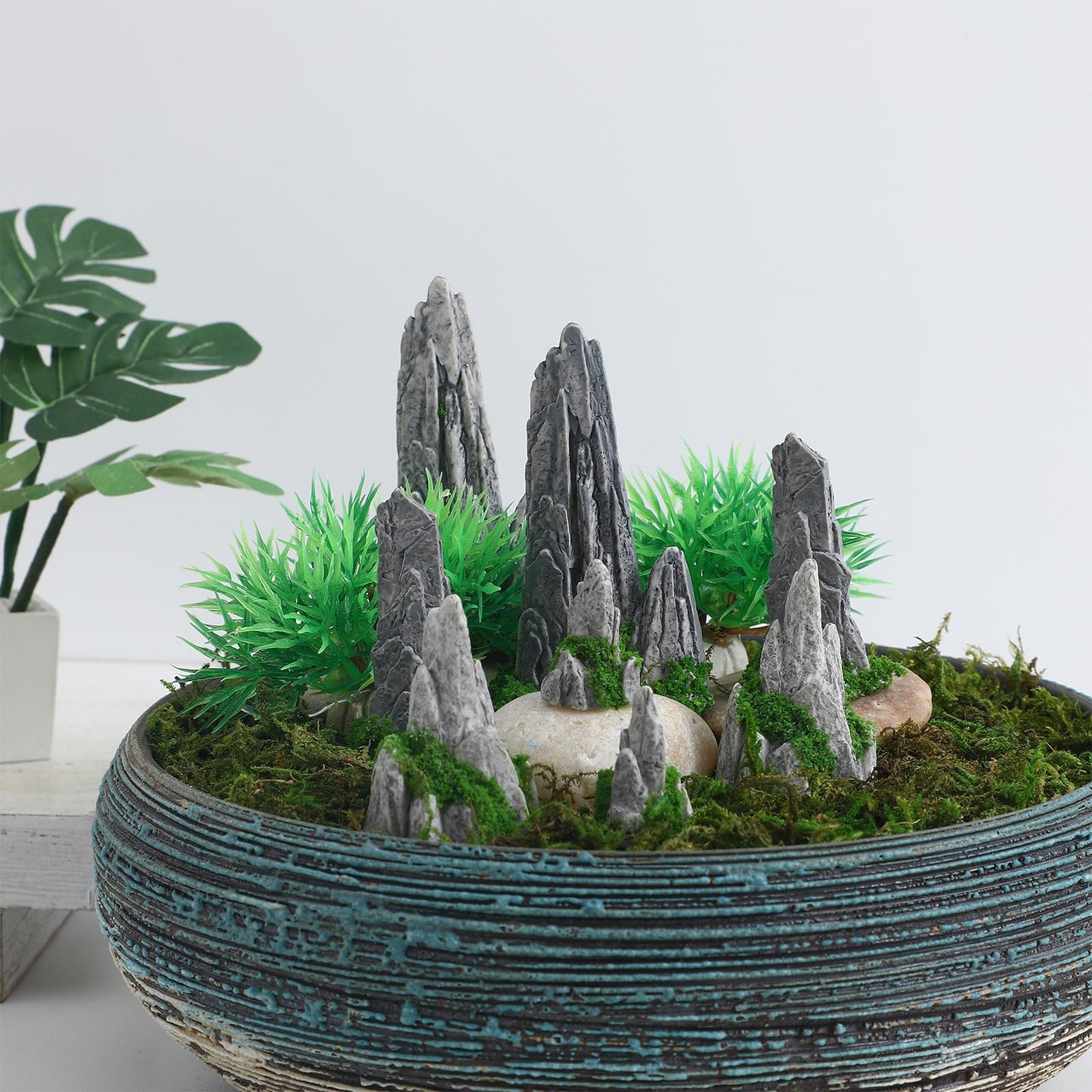 GANAZONO Mini Rockery Decoration Miniature Zen Garden Mountain Decor 8Pcs Bonsai Ornament Accessories Mini Bonsai Figurines Ornament Plant Pot Terrarium Decor