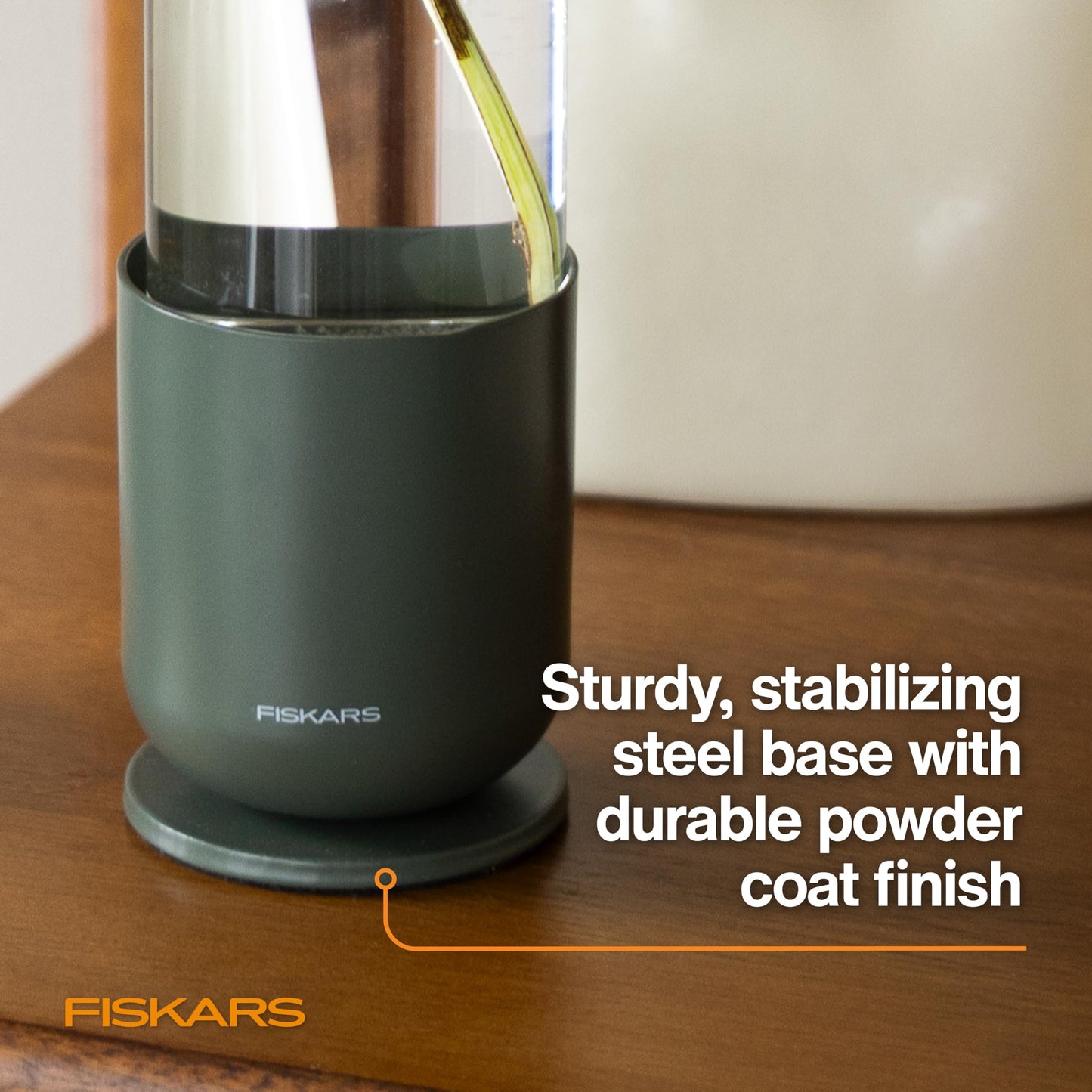 Fiskars Plant Propagator, Single Glass Vase with Metal Stand for Rooting Cuttings, Hydroponic System for Indoor Gardening Decor, Straight Sided Flute for Safe Root Removal, 5 oz, Clear