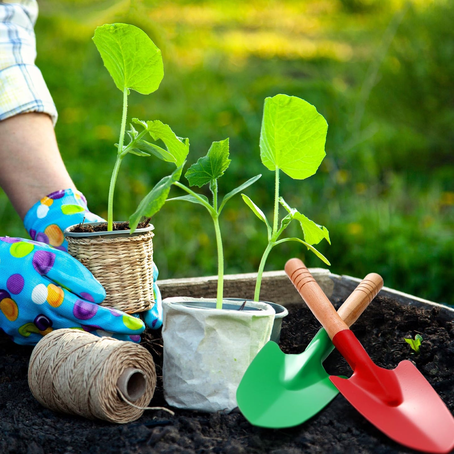 Gisafai 24 Pcs Toy Shovels for Kids Gardening Tools Kids Shovel Mini Metal Garden Shovel Sand Shovels with Sturdy Wooden Handle for Summer Beach Toddler Soil Planting Digging Tools, 4 Colors
