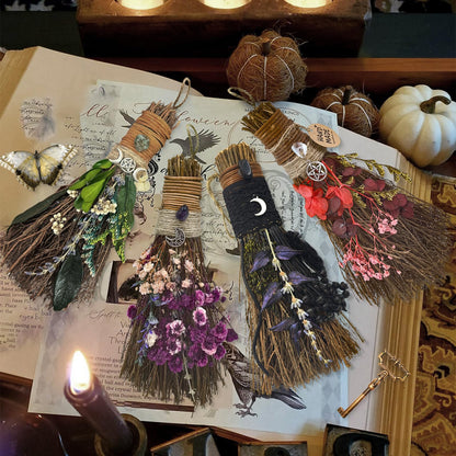 Teeloray Cinnamon Broom 7.5 Inch Handmade Witch Broom for Altar Mini Cinnamon Broomstick Scented Natural Herbal Protection Magic Witchcraft Supplies for Halloween Wiccan Décor Witchy Gifts (Black)
