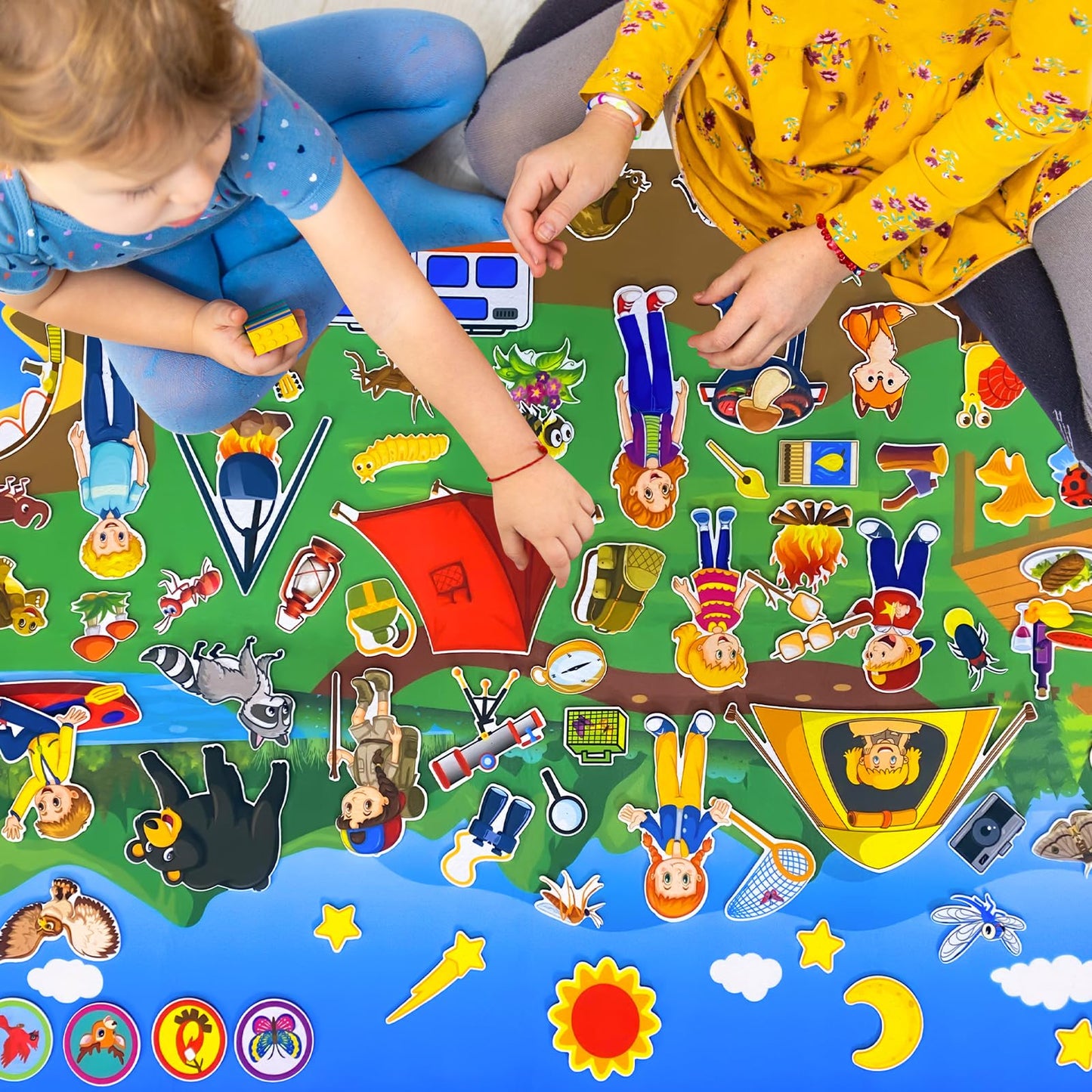 PENGFULL Camping Theme Felt Story Board Set,44 * 28in Flannel Board for Wall,65 Felt Pieces,Theme Story Preschool Storytelling,Learning Interactive,for 3 Years +,Gift for Toddlers Kids Children