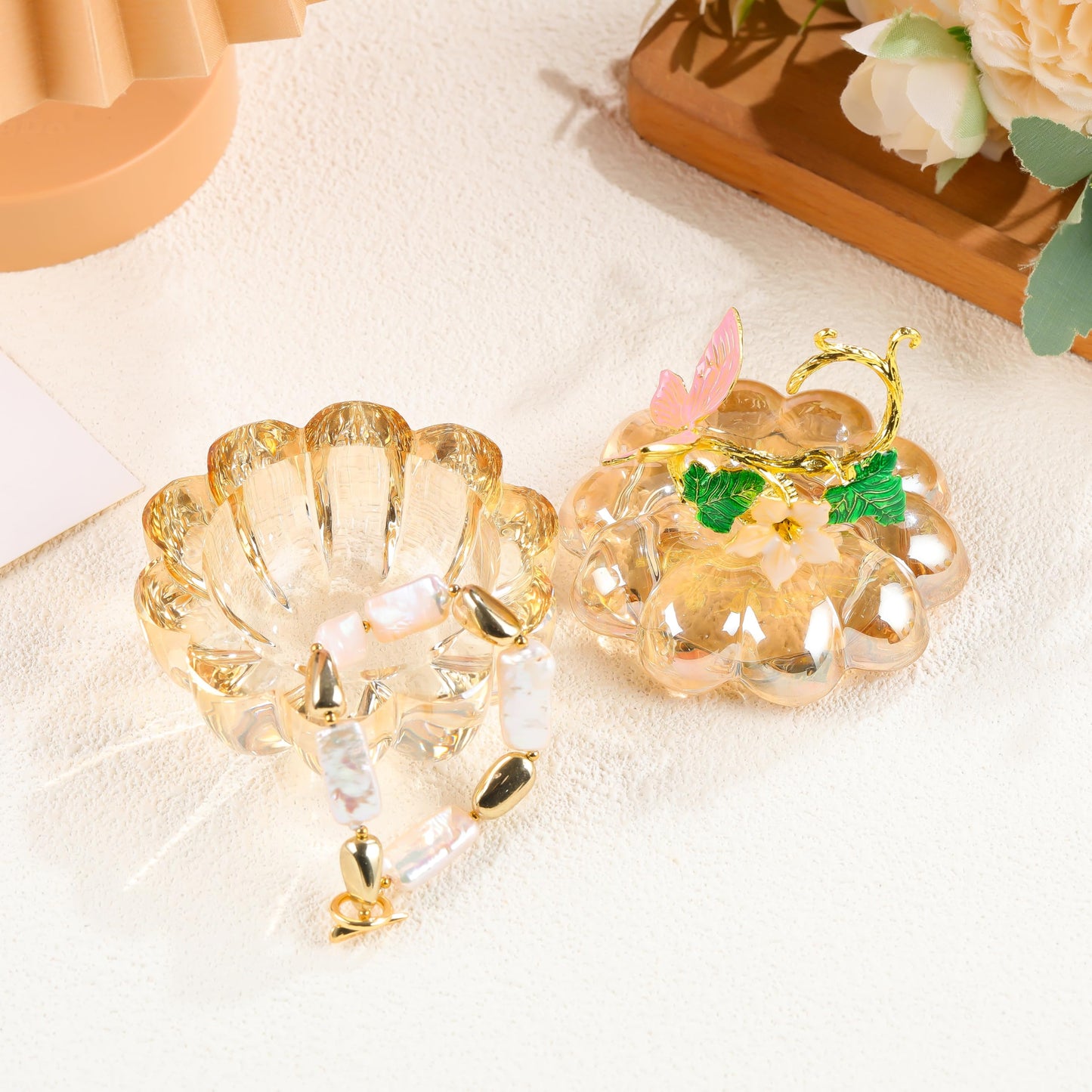 Crystal Pumpkin Ring Jewelry Box - Champagne Pumpkin Collectible Figurines Glass Paperweight Tabletop for Fall Harvest Thanksgiving Halloween Home Decor Gifts for Her Women Mom Girlfriend Wife