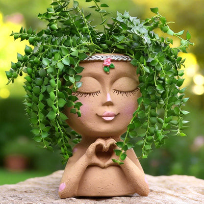 Meltset M Face Planter Pot with Heart Hands, Resin Head Planter for Indoor Plants, Cute Succulent Pots with Drainage Hole, Gardening Gifts for Women Mom Teacher, 7.3" Home Decor (Brown)