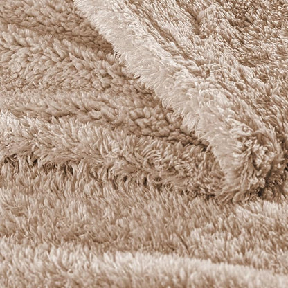 Exclusivo Mezcla Fleece Camel Throw Blanket for Couch Sofa, Ultra Soft, Lightweight and Fluffy Blankets for Women, All Season, 50x60 Inches