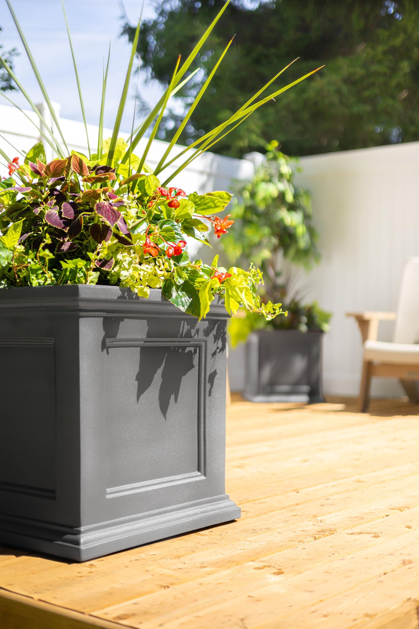 Mayne Fairfield 24-Inch Self Watering Square Planter Box, Weather-Resistant and Durable, Ideal for Indoor and Outdoor Use, Perfect for Patio, Porch, or Entryway