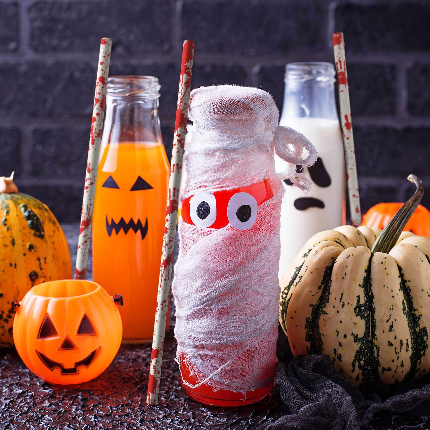 Whaline 200Pcs Halloween Paper Straws - Bloody Handprint Disposable Drinking Straws for Juices, Shakes, Cocktails - Red White Horror Theme Party Supplies Decoration