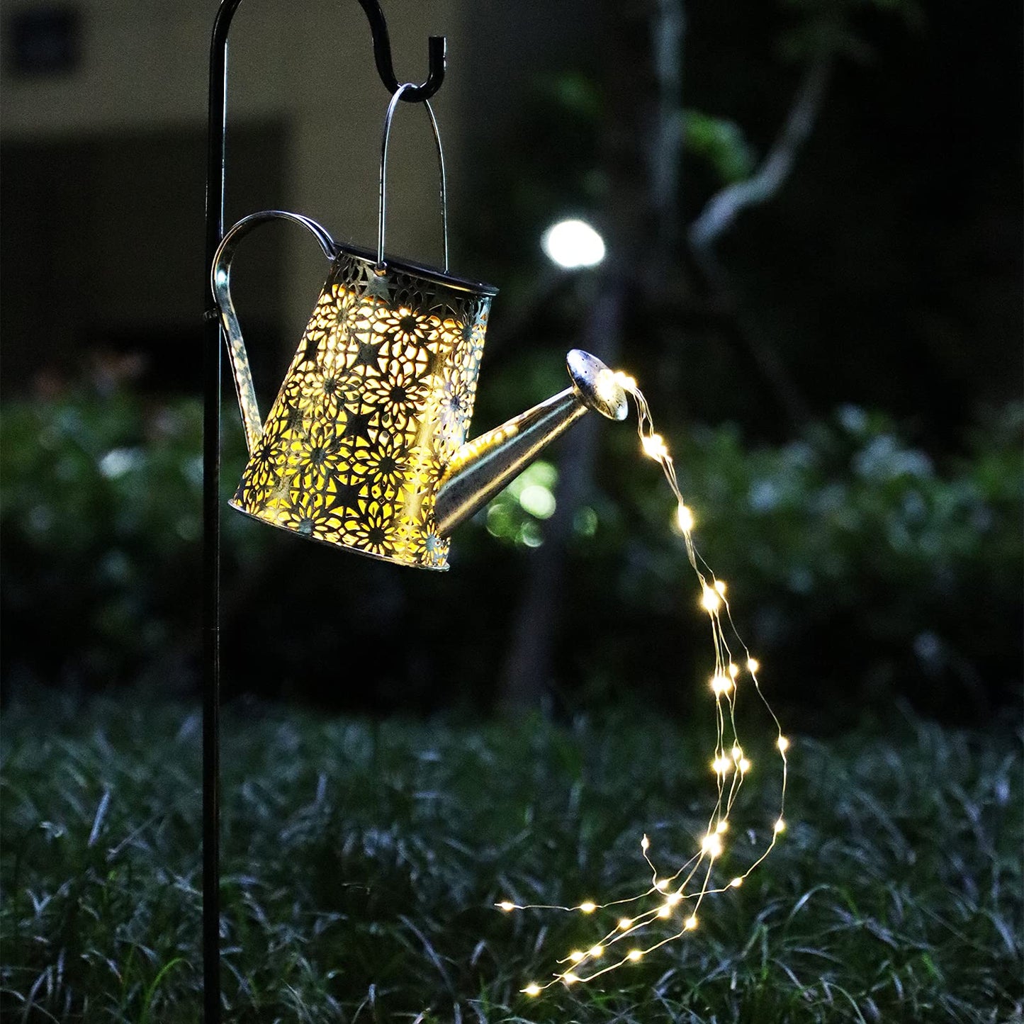 VOOKRY Solar Watering Can Lights, 2 Pack Retro Large Hanging Solar Lights Outdoor Decorative Waterproof Garden Decor for Outside Patio Yard Porch Lawn, Gifts for Mom Women Grandma Birthday