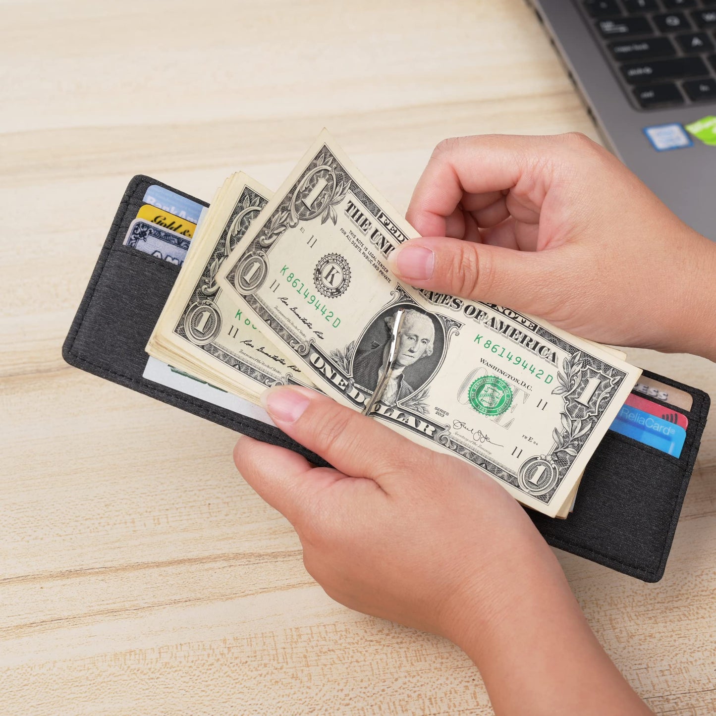 kinzd Slim Wallet with Money Clip RFID Blocking Minimalist Bifold Wallet for Men Genuine Leather Front Pocket Card Holder