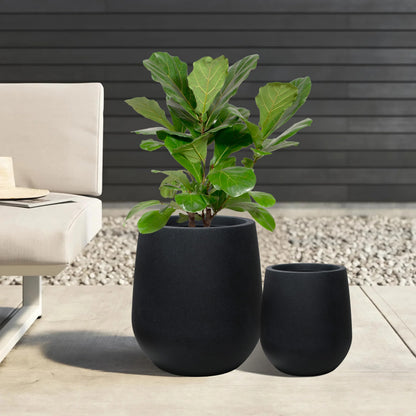 16.9 Inch Plastic Tall Planters for Outdoor Plants,Modern Black Round Tapered Flower Pot for Outdoor and Indoor Plants, Large Plant Pots with Drainage Holes and Rubber Plug for Home Garden Patio