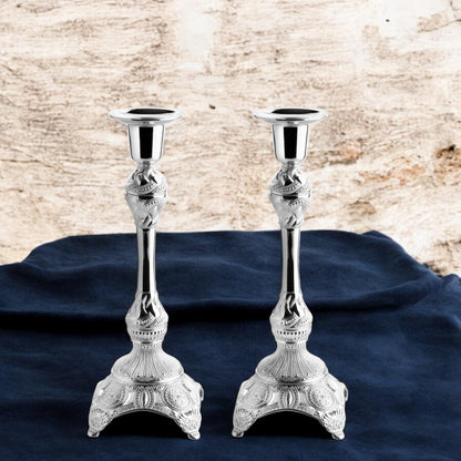 Alisveristime 2-Piece Candle Holder Set - Medium Size Decorative Zamac Candlesticks for Elegant Home Decor (Gold & Silver) (Silver)