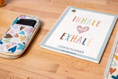 Teacher Created Resources Everyone is Welcome Lesson Planner (TCR7154)
