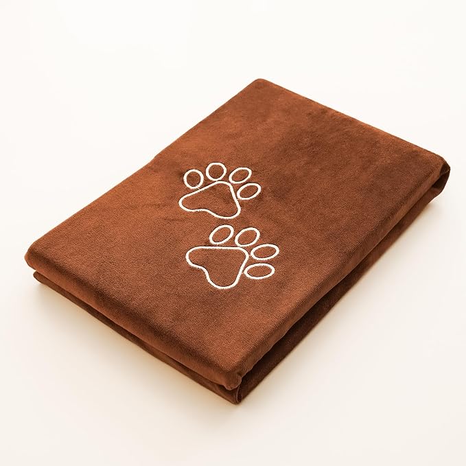 Luzia Unconditional Love | Premium Pet Drying Towel | Ultra Absorbent and Soft Microfiber Towel for Dogs and Cats (Brown) XL
