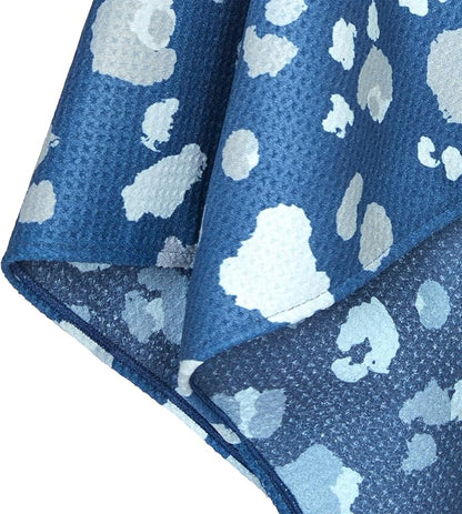 Dock & Bay Pet Towel - Super Absorbent & Quick Drying Dog Towels with Bag - 100% Recycled - K9 Camo, Medium (90x50cm, 35x19)