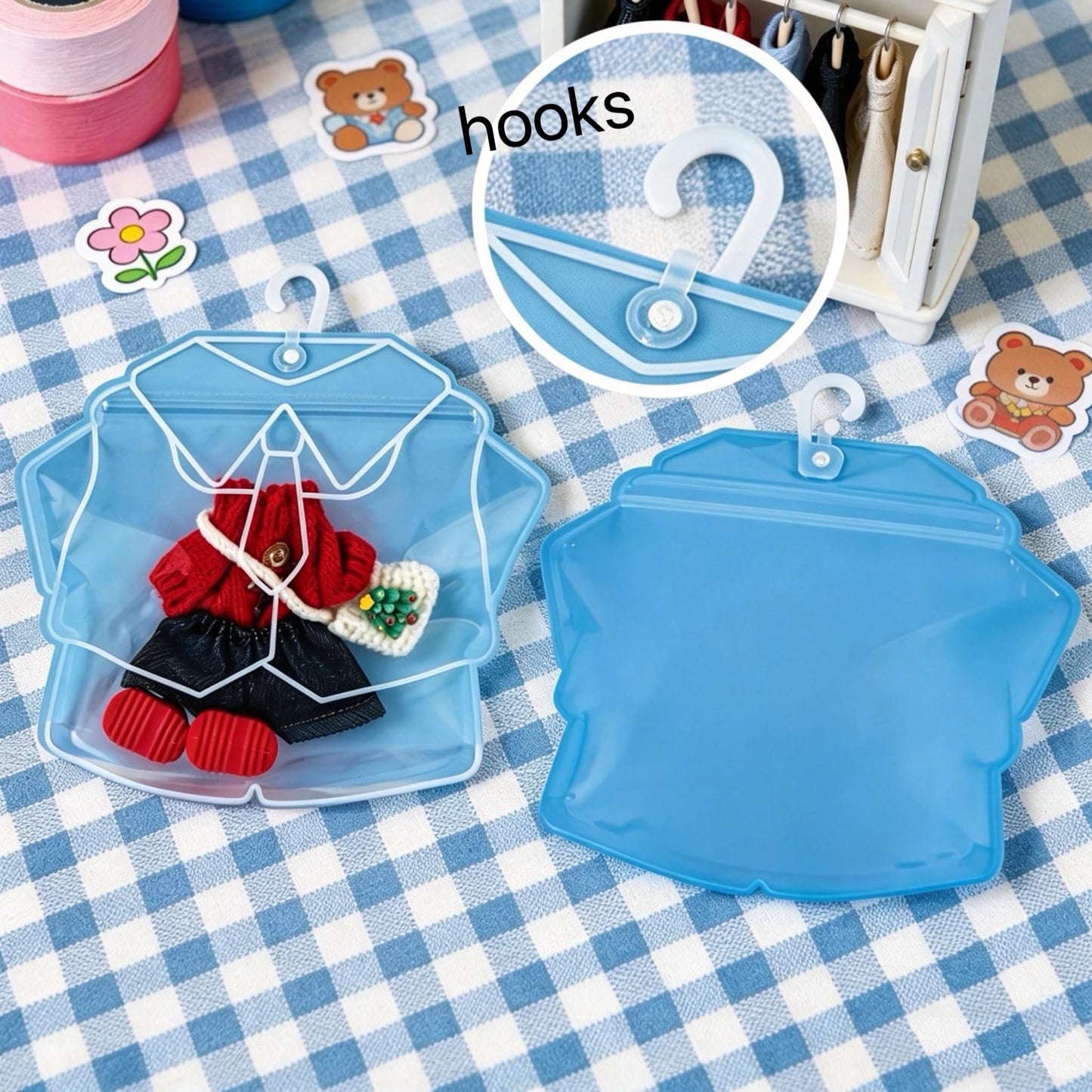 KTBANBANNEY 30 Pack Birthday Party Favor Bags, Cute Outfit Shaped Clear Zipper Gift Bags with Hook, Reusable Goodie Bags for Baby Shower, Candy Treat Pouches for Party Supplies