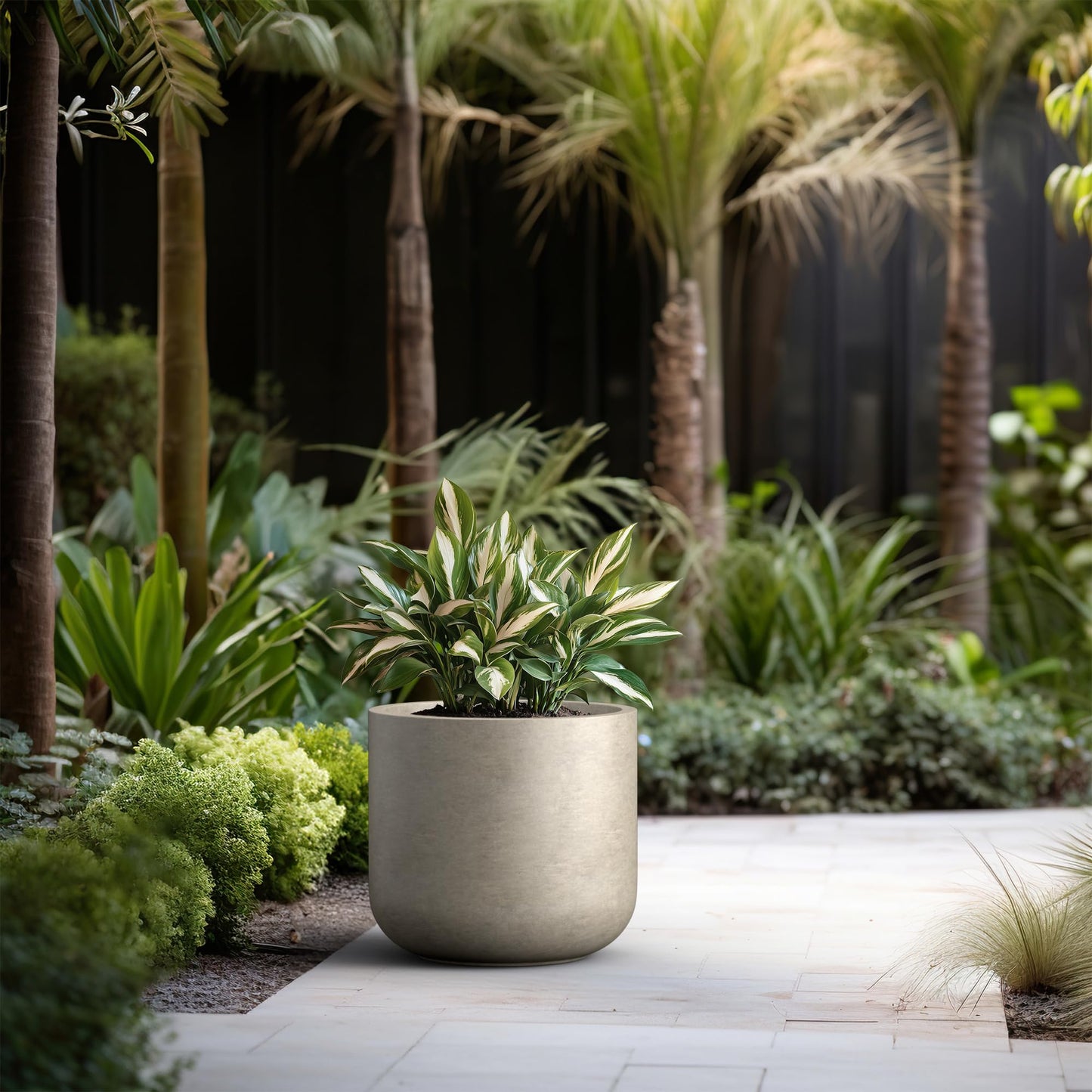 Kante Round Concrete Planter, 17.3 Inch Dia Classic-Style Large Pot with Drainage, Patina Concrete Finish with Painted Interior, for Indoor & Outdoor Plants, Home, Patio and Garden