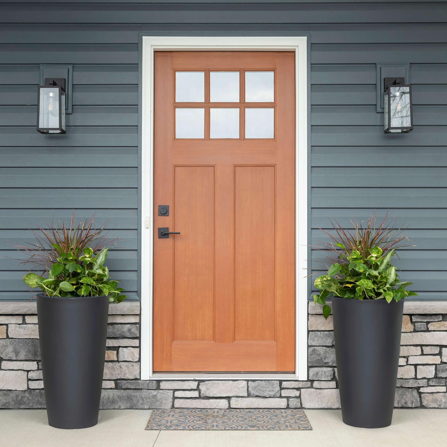 Step2 Tremont Tall Round Tapered Planter, 28" Tall, Indoor/Outdoor Plants, Efficient Drainage, Durable Resin, Onyx Black