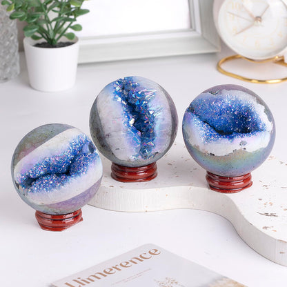 Sportmusies Titanium Coated Rock Crystal Geode Ball with Wooden Stand, Druzy Quartz Stone Cluster Sphere Reiki Home Office Decoration, Blue
