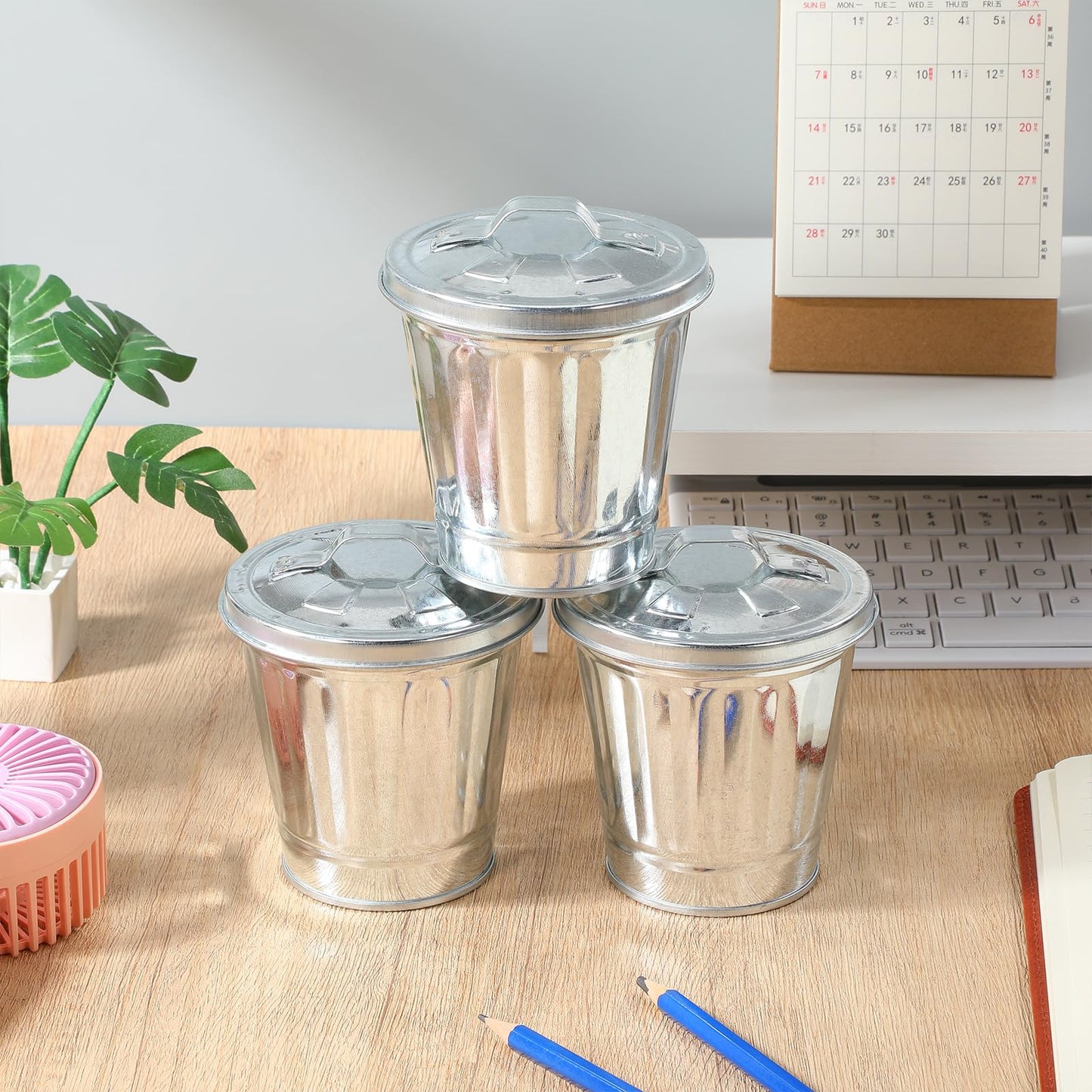 12Pcs Small Desk Trash Can with Lid | 9 x 9.5 x 6.5 cm | Galvanized Steel | Multifunctional Organizer | Pen Holder for Desk | Small Ashtray with Lid | Trash Bin Candy Party Favors | Mini Flower Pot