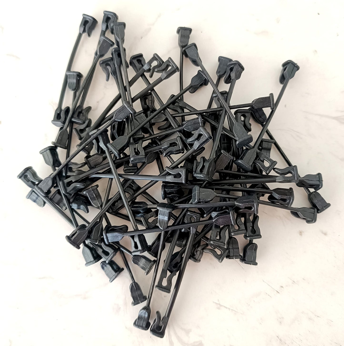 Plastic Vines ClipTomato, Grape, Raspberry, Kiwi Vine Clip Garden Plant Support Clip Vegetable Fixed Hook Plant Lock Tomato, Grape, Raspberry, Kiwi Vine Buckle Suitable for 9#-12# Thread(200 PCS)