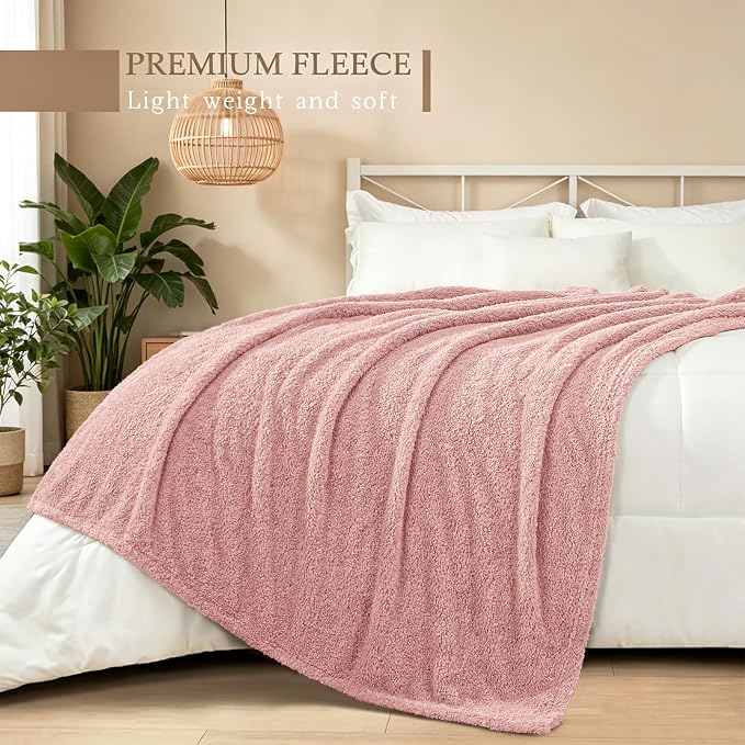 Exclusivo Mezcla Fleece Twin Size Bed Blanket, Ultra Soft, Lightweight and Fuzzy Dusty Pink Blanket for Women, Home Decor, 60x80 Inches