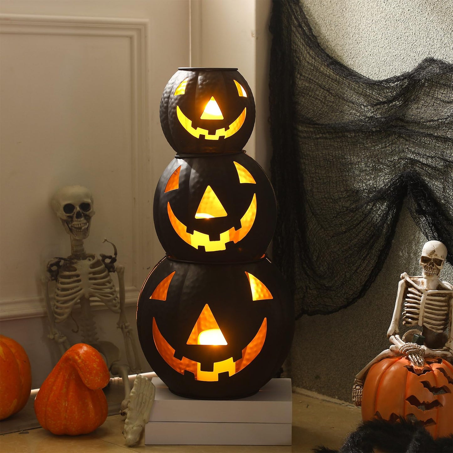 Kittmip 3 Pcs Halloween Metal Jack O Lanterns Pumpkin Set with LED Candles and Black Creepy Cloth Set of 3 Jack O Lantern Halloween Fall Outside or Inside Table Ornaments for Home Festival Party Decor