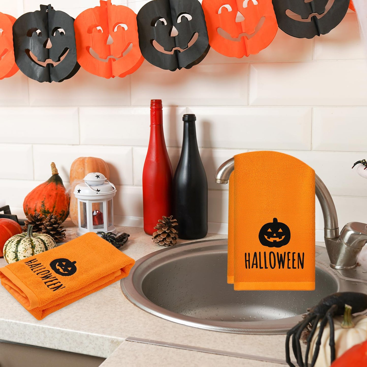 JarThenaAMCS 2Pcs Halloween Pumpkin Hand Towels Orange Black Embroidered Cotton Bathroom Towels Decorative Dish Towel for Drying Cleaning Cooking Holiday Decor, 29.5 x 13.8 Inch