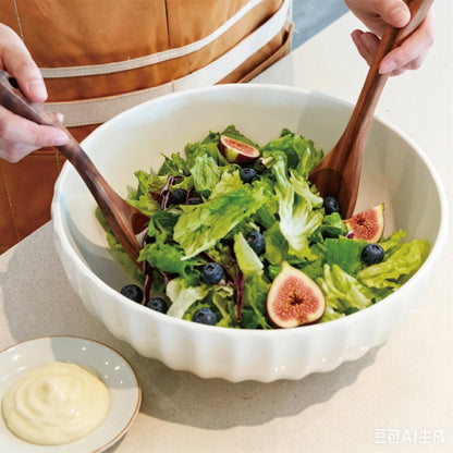 seicasaya 12-Inch Large Ceramic Salad Bowl Set with Wooden Servers, Decorative Serving Bowl with Ribbed Design for Pasta, Fruit (White)