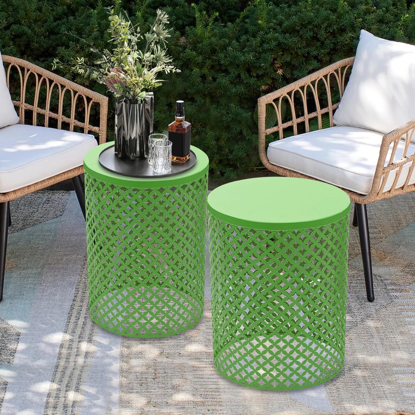 CAIHAOA Set of 2 Outdoor Side Table, Heavy Duty Metal Frame Accent Table, Decorative Garden Stool, Wood Circle Embossed Design, Plant Stand Living Room Garden Stool, Indoor Outdoor Using, Green