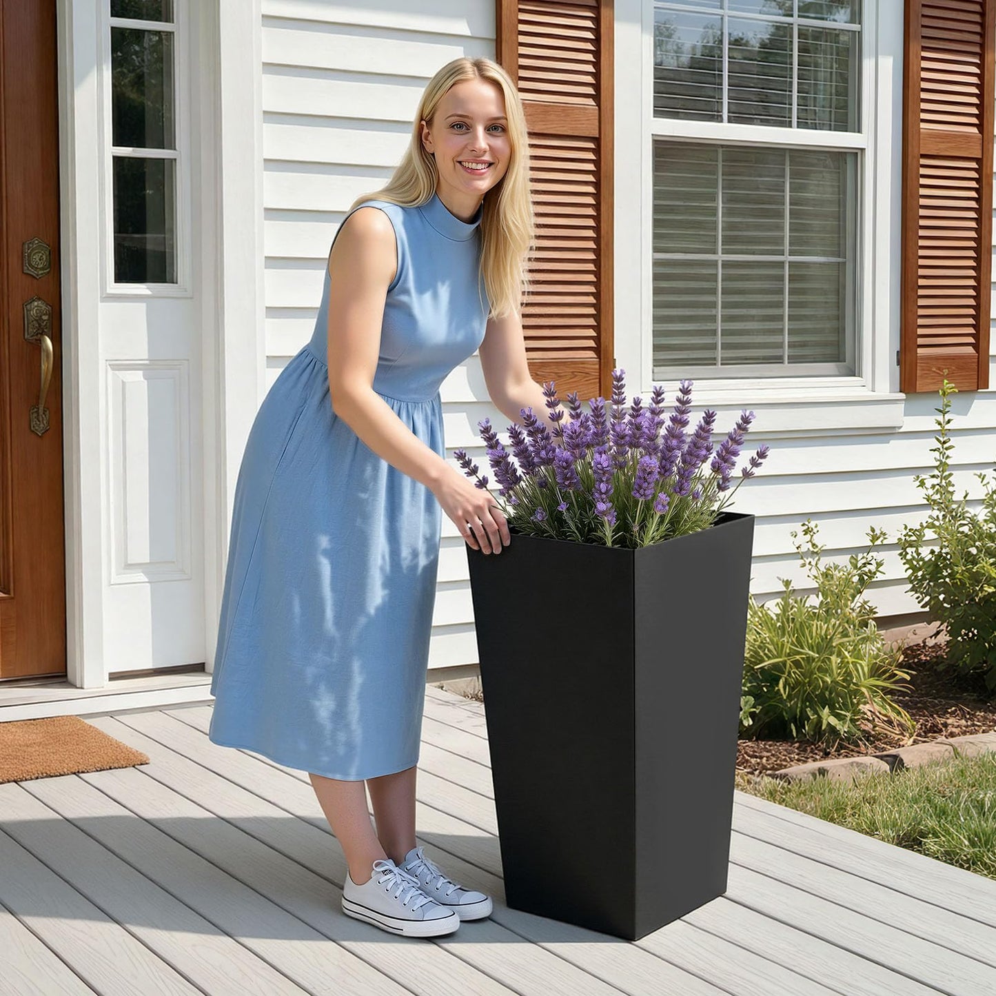 VEVOR 26 Inch Tall Planter Set of 2, Outdoor Large Tall Planters for Outdoor Indoor Plants, Tapered Black Planter for Front Porch, Patio, Garden, Plant Container Flower Pots with Built-in Drainage