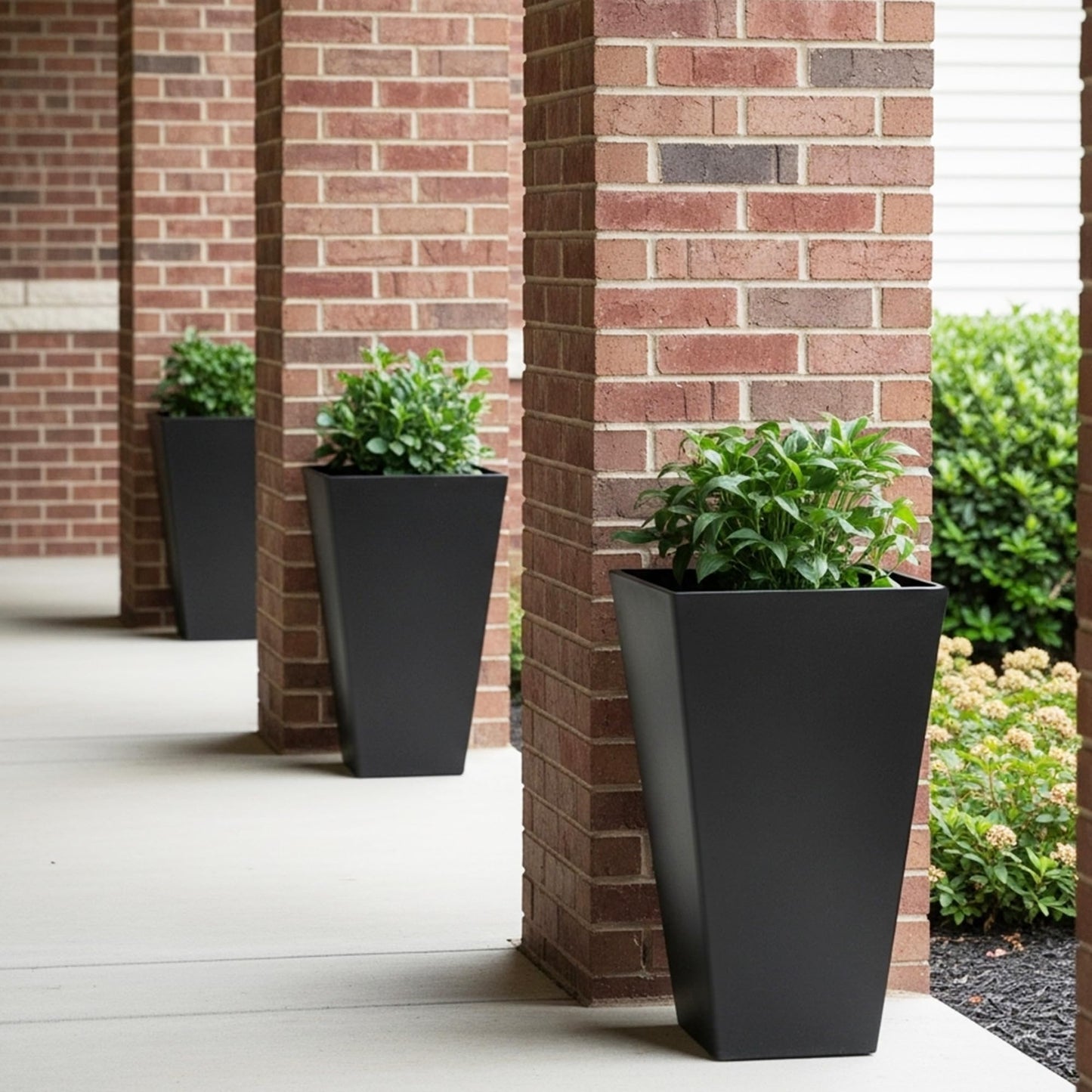Worth Garden 20" Tall Planters Set of 2 – Large Black Tapered Plastic Flower Pots for Indoor & Outdoor Use – Modern Plant Containers with Drainage Holes – Ideal for Front Porch, Patio, Balcony