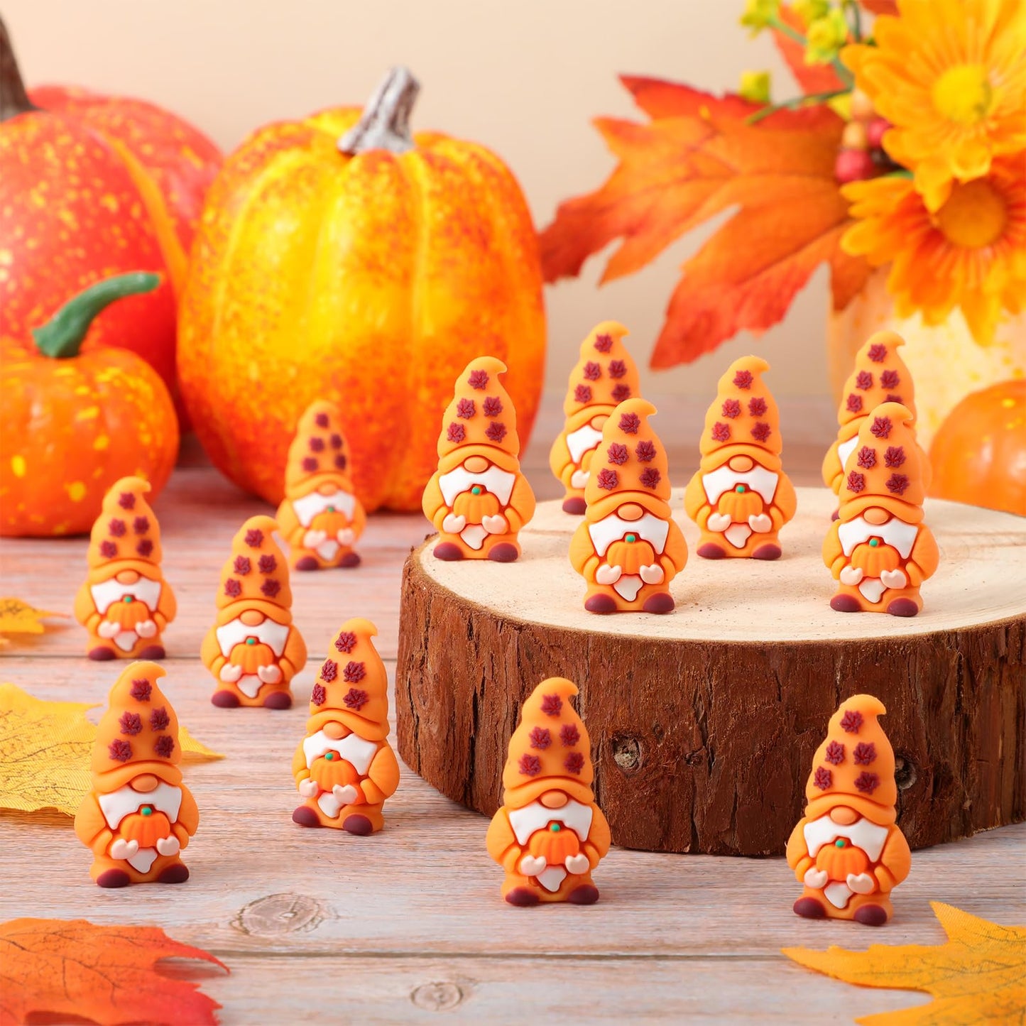 DoubleFill 50 Pcs Thanksgiving Pumpkin Mini Gnomes Figurines Fall Miniatures Gnomes Maple Leaf Decorations Ornaments for Autumn Tiered Tray Table Centerpieces Harvest Party Favors Gift to Hide and See