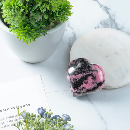Crocon 50mm Rhodonite Heart stone Big Heart Shape Puff Stones Set 450+ Carats Pocket Crystal Healing Tumble Collection Palm Worry Stone Good Luck Charm Meditation Gift Craft Home Decor