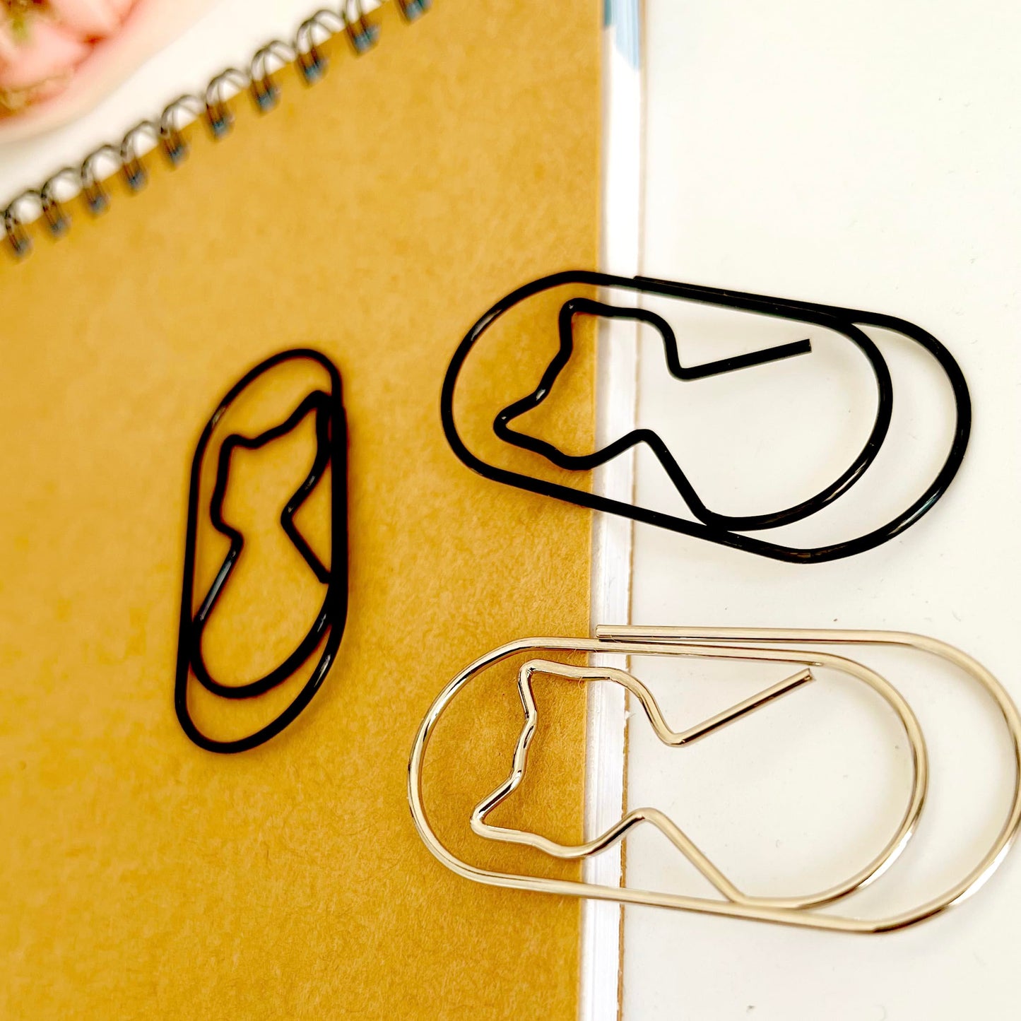 Black Cat Paper Clips 2 inch Cute Large Decorative Fat Paperclips 50pcs 50mm Wide Non Skid Smooth Finish Steel Wire Bookmark Office Home Supply Accessories