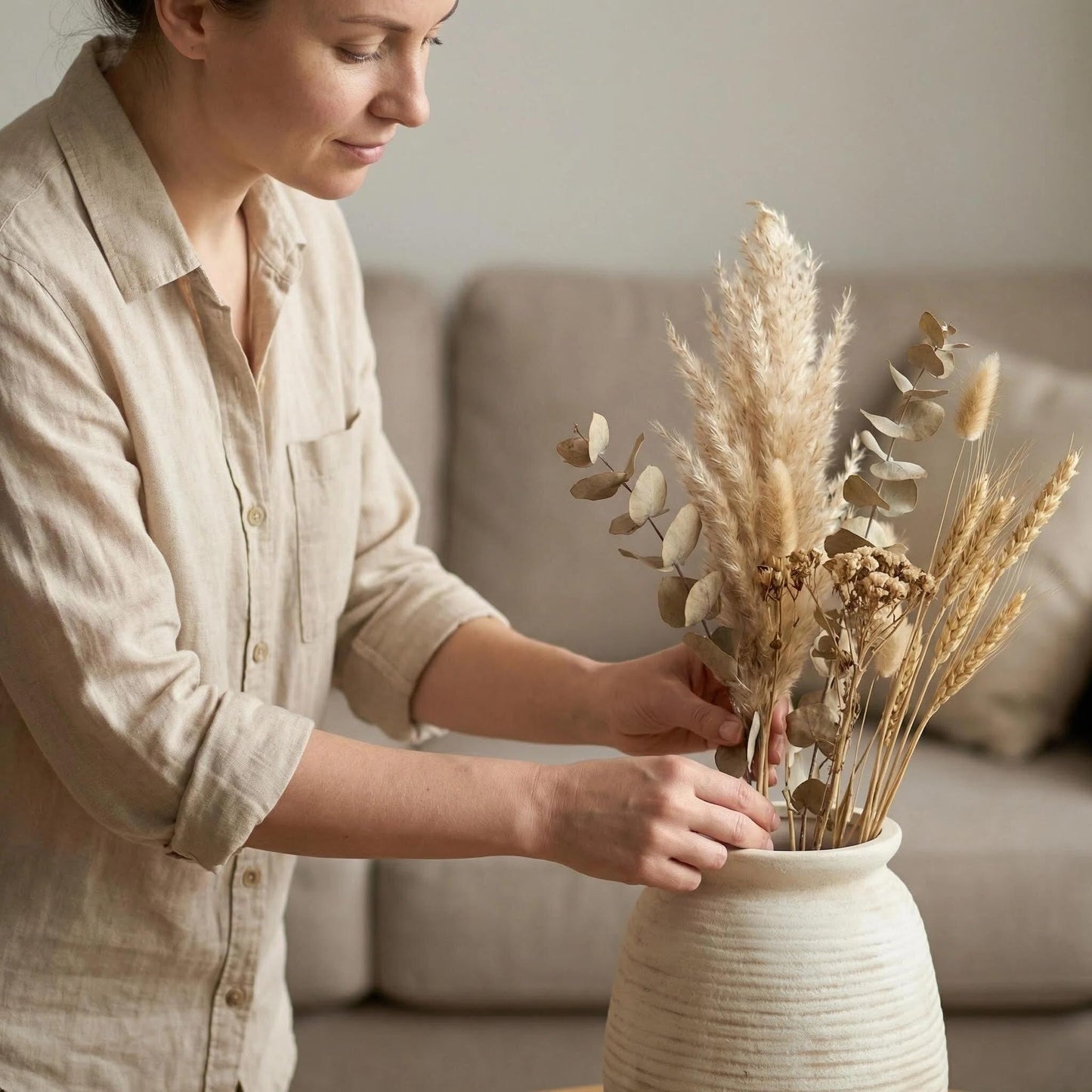 Sawoake Rustic Terracotta Pot, 7 Inch Short Farmhouse Vase with Weathered Texture Off-White, Boho Home Decor for Pampas Grass, Tabletop, Mantel and Shelf Styling