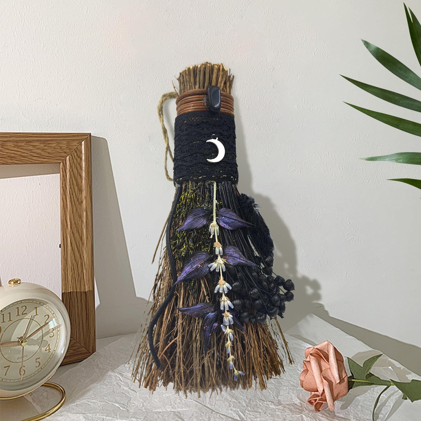 Teeloray Cinnamon Broom 7.5 Inch Handmade Witch Broom for Altar Mini Cinnamon Broomstick Scented Natural Herbal Protection Magic Witchcraft Supplies for Halloween Wiccan Décor Witchy Gifts (Black)