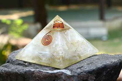 Crocon Selenite Orgone Pyramid Healing Crystals Stone Orgonite Gemstone Pyramid Stones Reiki Crystal Good Luck Charms Meditation Chakra Organite Home Decor Spiritual Gifts Size 2.5 Inch App.