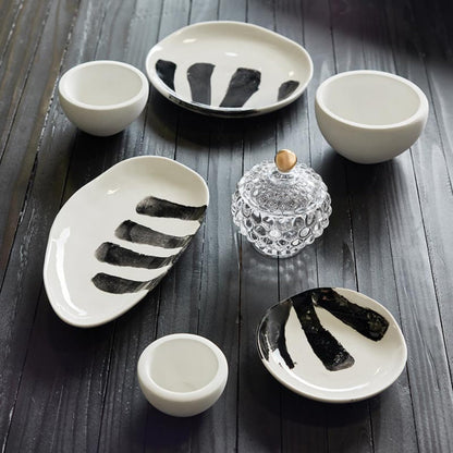 47th & Main Decorative White Stone-Resin Bowl for Serving, Storing, Displaying, 4" Diameter x 2" Tall