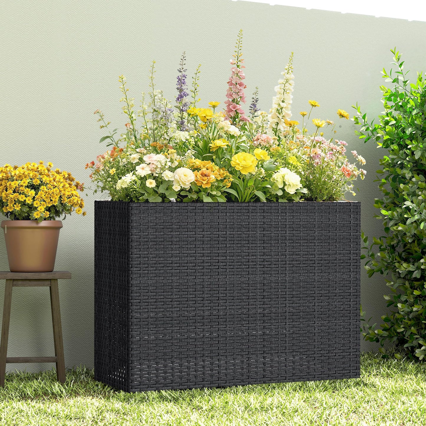 Outsunny Tall Rectangular Planter with Removable Liner, PE Wicker Large Planters for Outdoor Plants, Freestanding Indoor Outdoor Planter Box with Drainage Holes for Flowers, Vegetables, Black