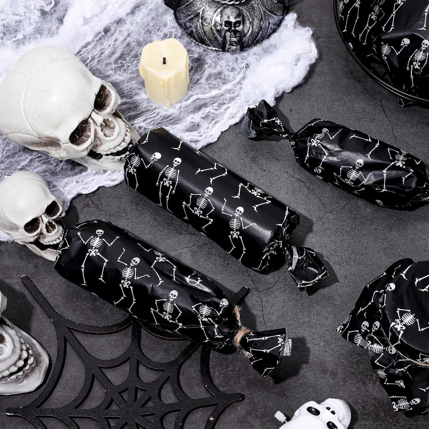 JarThenaAMCS 240Pcs Halloween Skeleton Wax Paper Sheet Black White Skeleton Deli Paper Food Wrapping Paper Waterproof Oil Proof Paper Liners for Party Picnic Kitchen Baking Supplies, 9.8 x 8.3 Inch