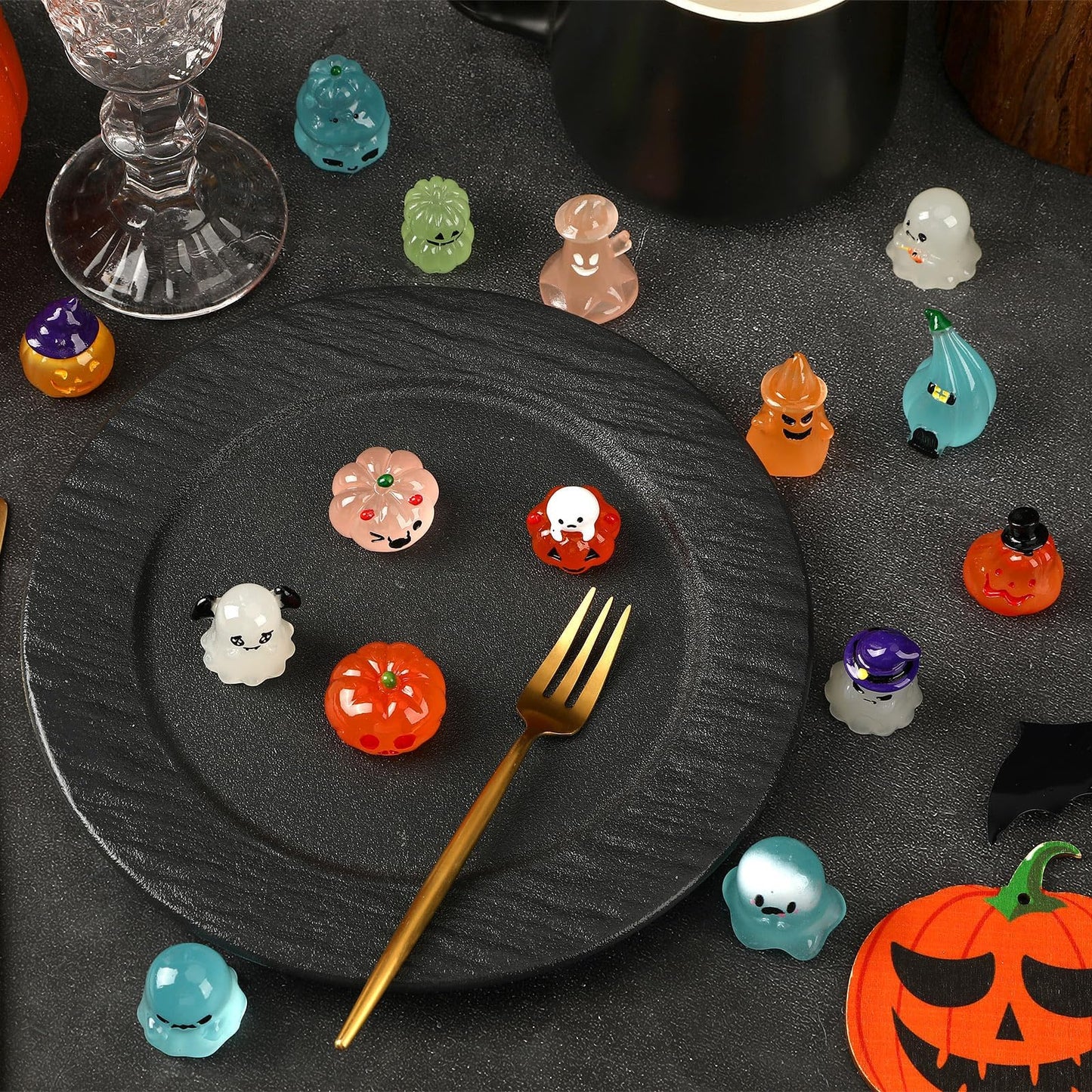 Jansun 45pcs Halloween Luminous Mini Resin Figurines, Glow in The Dark Pumpkin Ghosts Decorations for DIY Crafts Halloween Party Gifts Garden Dollhouse Decor Table Decoration(15 Style)