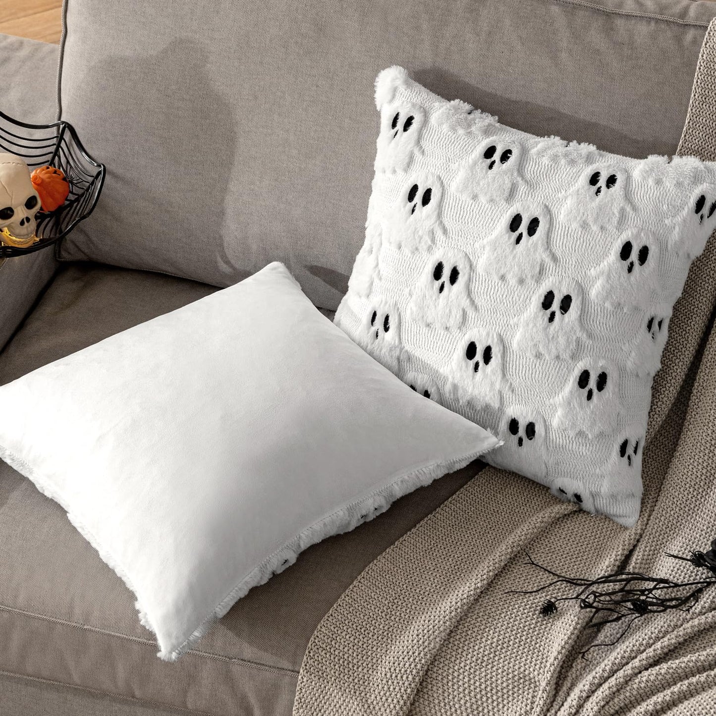 MIULEE Halloween Pillow Covers Set of 2 White Ghost Decorative Soft Throw Pillows Plush Faux Fur Wool Couch Cushion Case for Fall Decor Chair Sofa Bedroom Living Room 18x18 inch