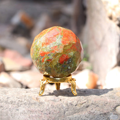 Crocon 45mm Unakite Diamond Cut Stone Sphere Ball with Metal Stand 1400+ Carats Gemstone Ball Healing Ornament Rock Sphere Sculpture Figurine for Fengshui Divination Crystal Home Decor Photography