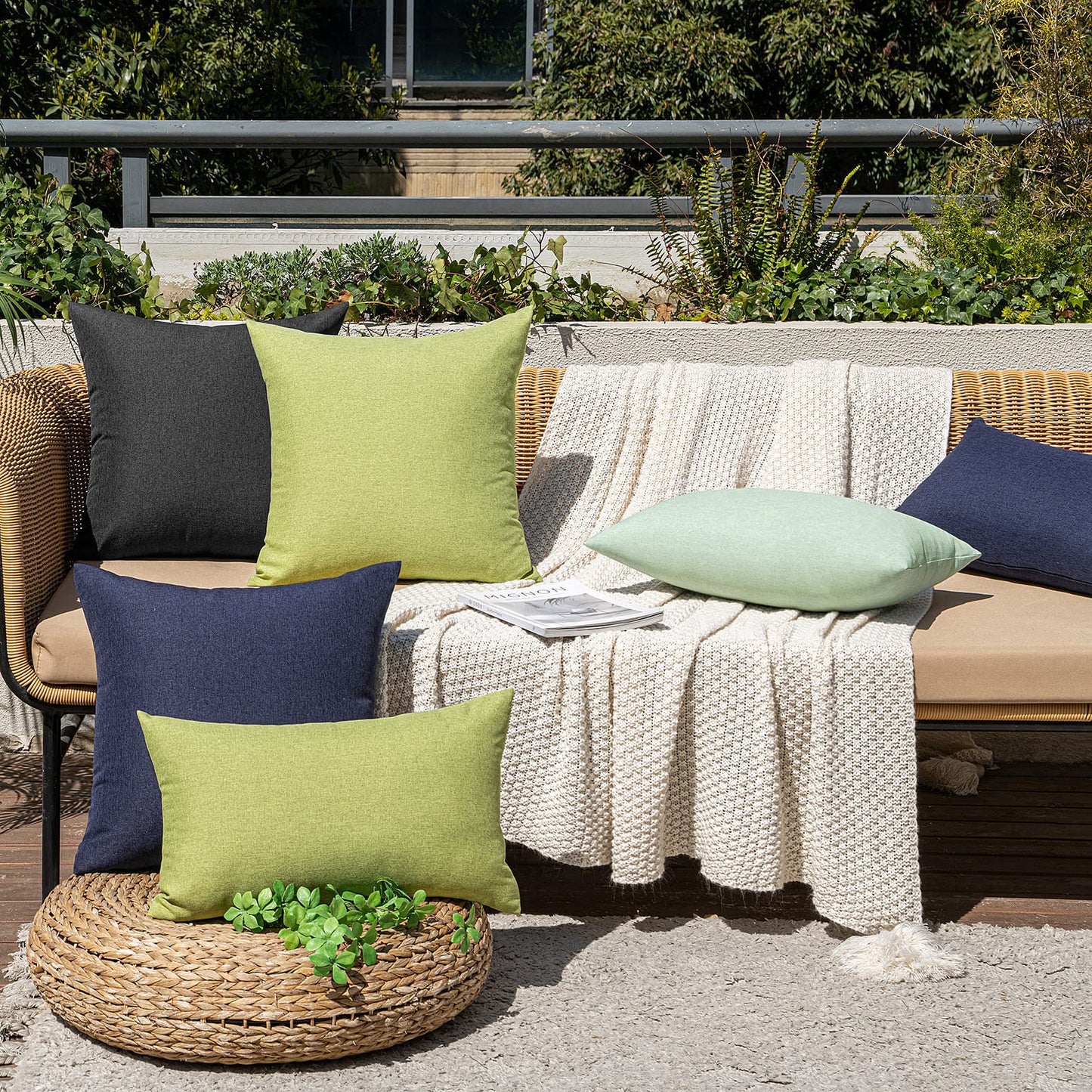 MIULEE Pack of 2 Decorative Outdoor Solid Waterproof Throw Pillow Covers Faux Linen Garden Farmhouse Cushion Cases for Halloween Tent Balcony Couch Sofa 18x18 Inch Black