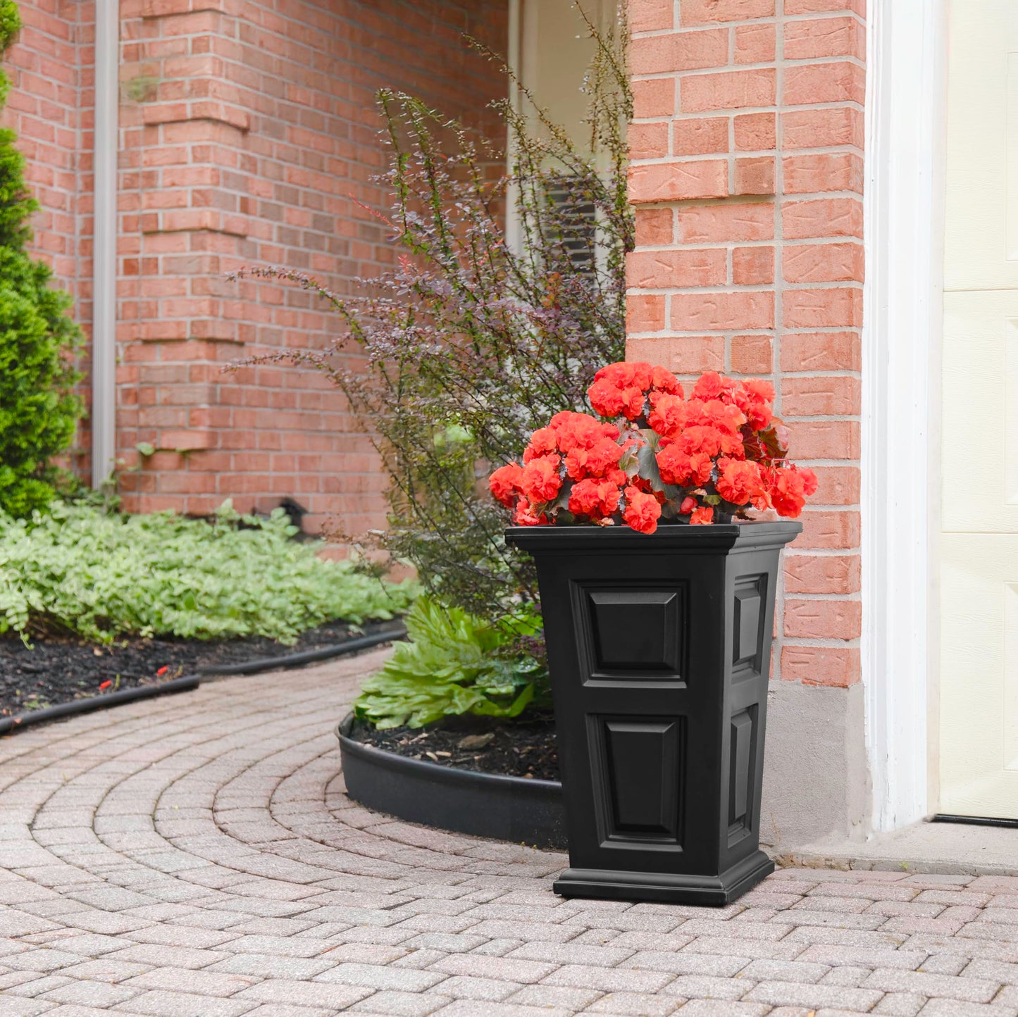 Mayne Wyndham 24-Inch Tall Planter – Self-Watering, Weather-Resistant Planter for Flowers – Durable Indoor/Outdoor Design for Patio, Porch, or Entryway