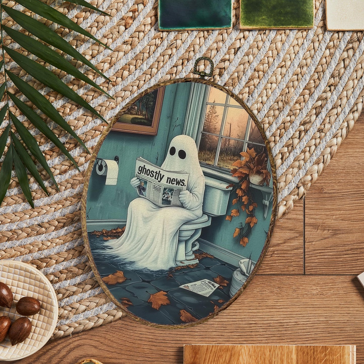 OINDADE Halloween Ghost Bathroom Oval Wall Art Decor, Fall Spooky Ghost on Toilet Wall Art Hanging Decor, Halloween Gothic Ghosts Fall Framed Canvas Artwork for Bathroom Washroom Toilet, 8.8x11.5in