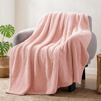 Exclusivo Mezcla Fleece Light Pink Throw Blanket for Couch Sofa, Ultra Soft, Lightweight and Fluffy Blankets for Women, All Season, 50x60 Inches