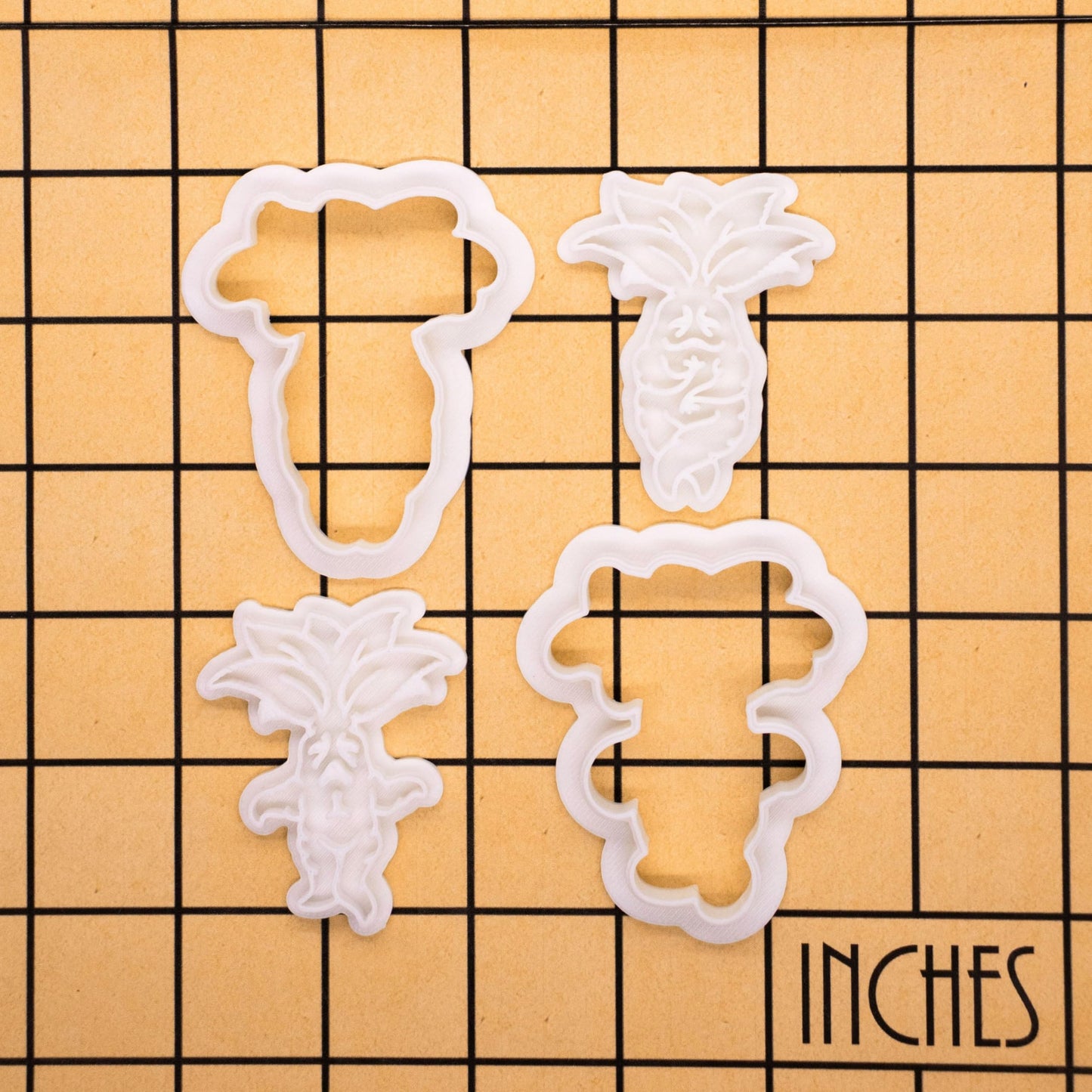 BAKERLOGY Roots of Magic Mini Cookie Cutter & Stamp Set (Shy & Screaming Mandrake Designs) – Cute Fantasy Fondant Embossing Stamp Cutters for Halloween Baking, Cupcake Toppers & Wizard-Themed Treats