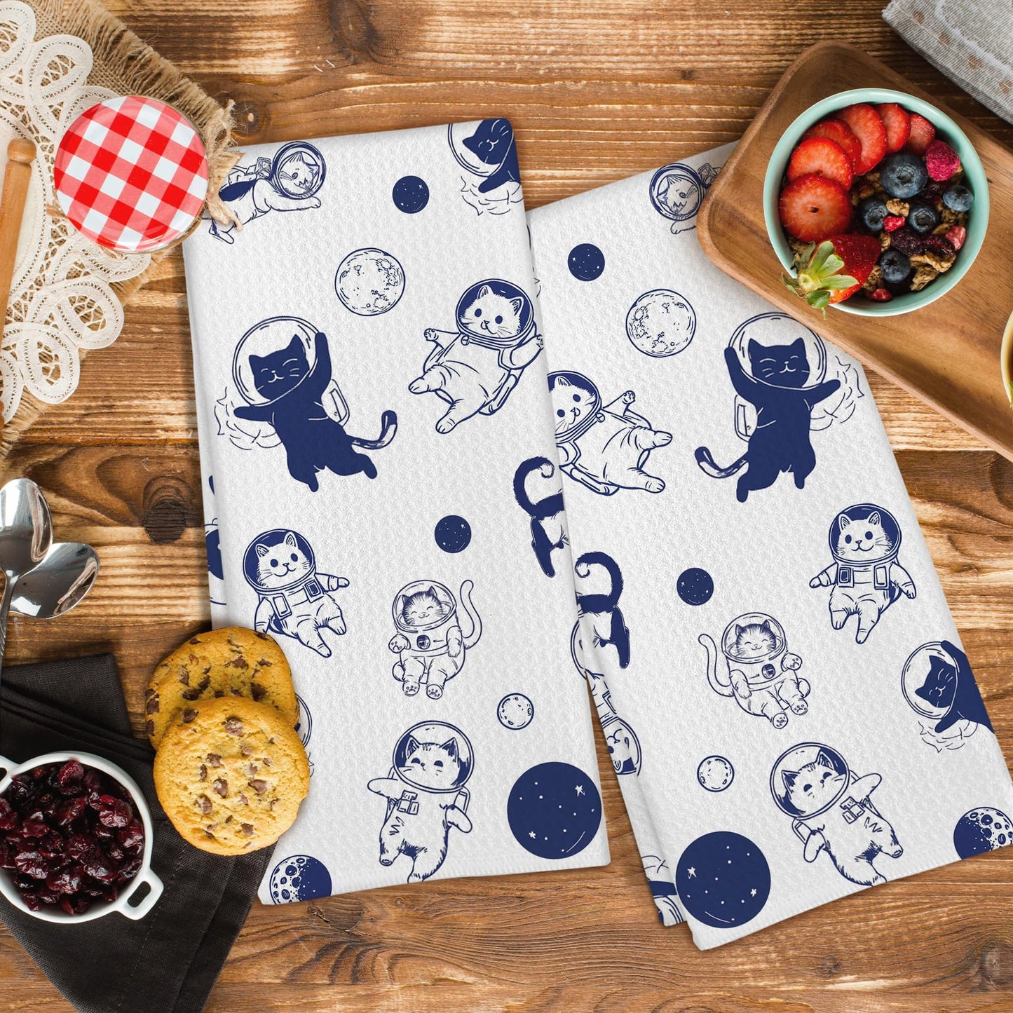 GWFSJYU Space Cat Kitchen Towels Set of 2, Funny Cats Dish Tea Towels for Kitchen, Cute Kitty Decorative Hand Towel for Bathroom, Cat Lovers Gifts, 16x24 Inch