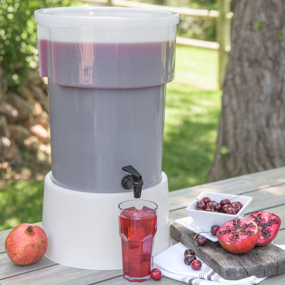 Carlisle FoodService Products Round Beverage Dispenser Drink Dispenser with Spigot for Catering, Plastic, 5 Gallons, White